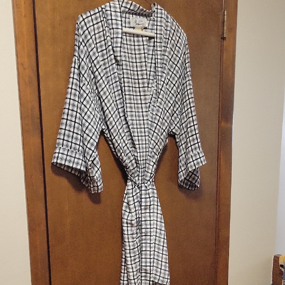 Vintage Black White Geometric Summer Robe M